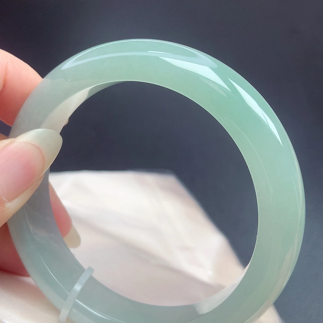 翡翠未镶嵌手镯58.3圈口