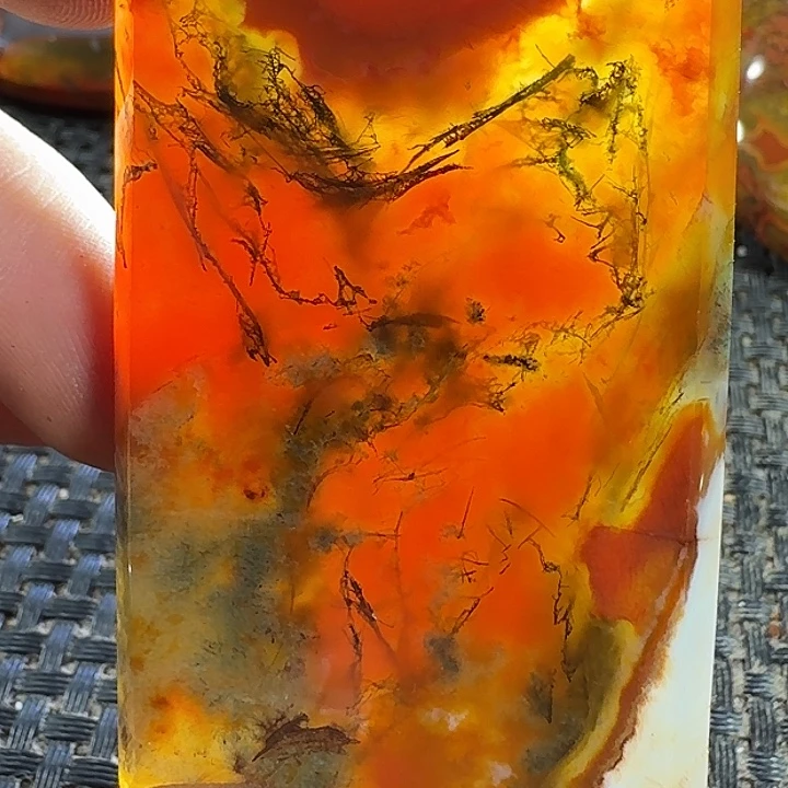 @***军玛瑙/玉髓未镶嵌颈饰