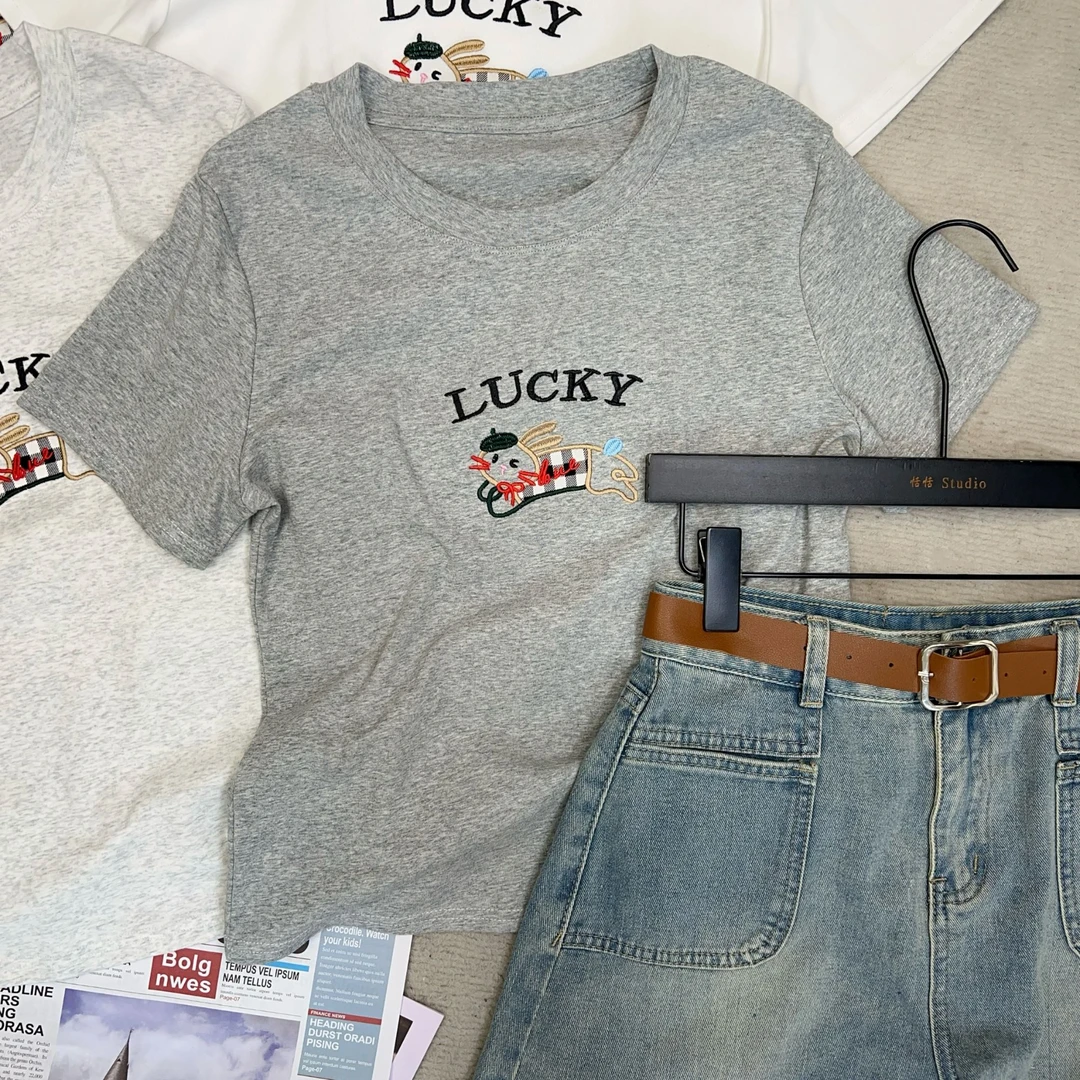 【lucky兔子】静奢风短袖时尚法式刺绣常规短款夏季棉T恤女上衣
