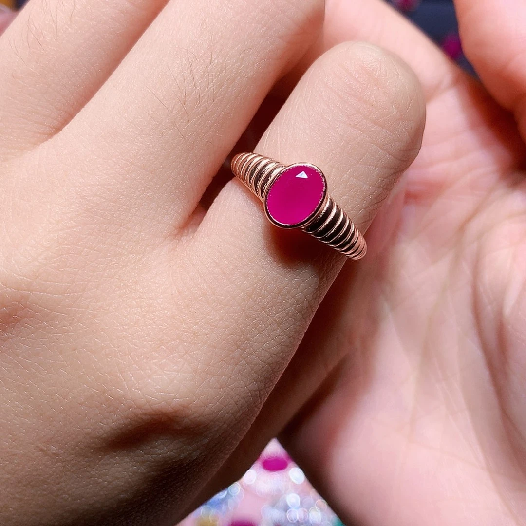 银S925镶嵌红宝石戒指