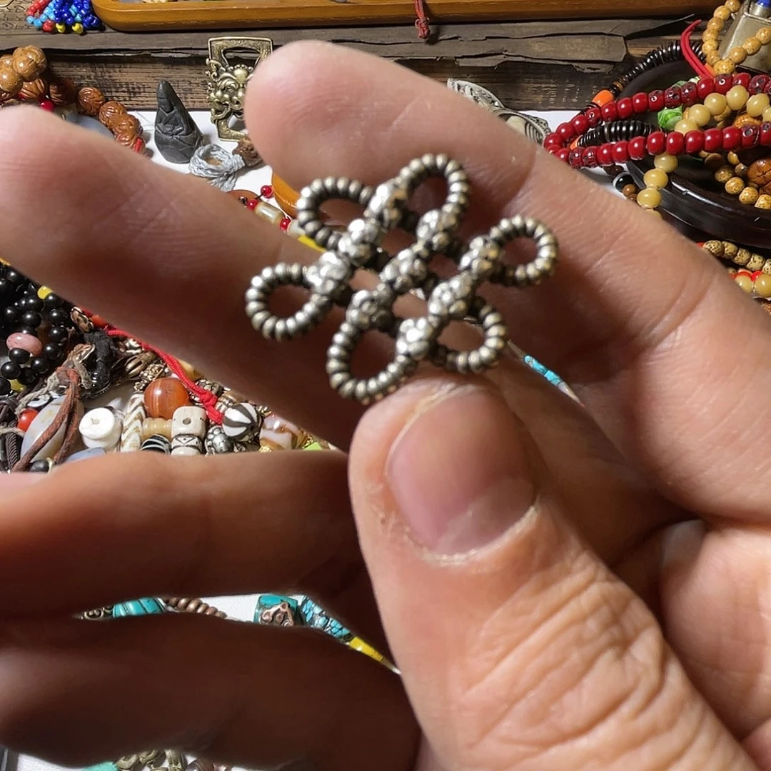 白玉菩提吊坠泡**泡珠子