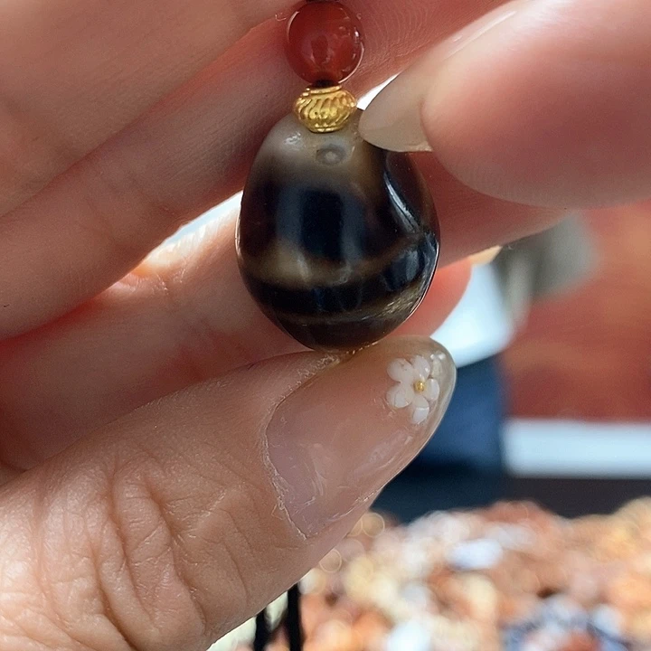 玛瑙/玉髓颈饰合金