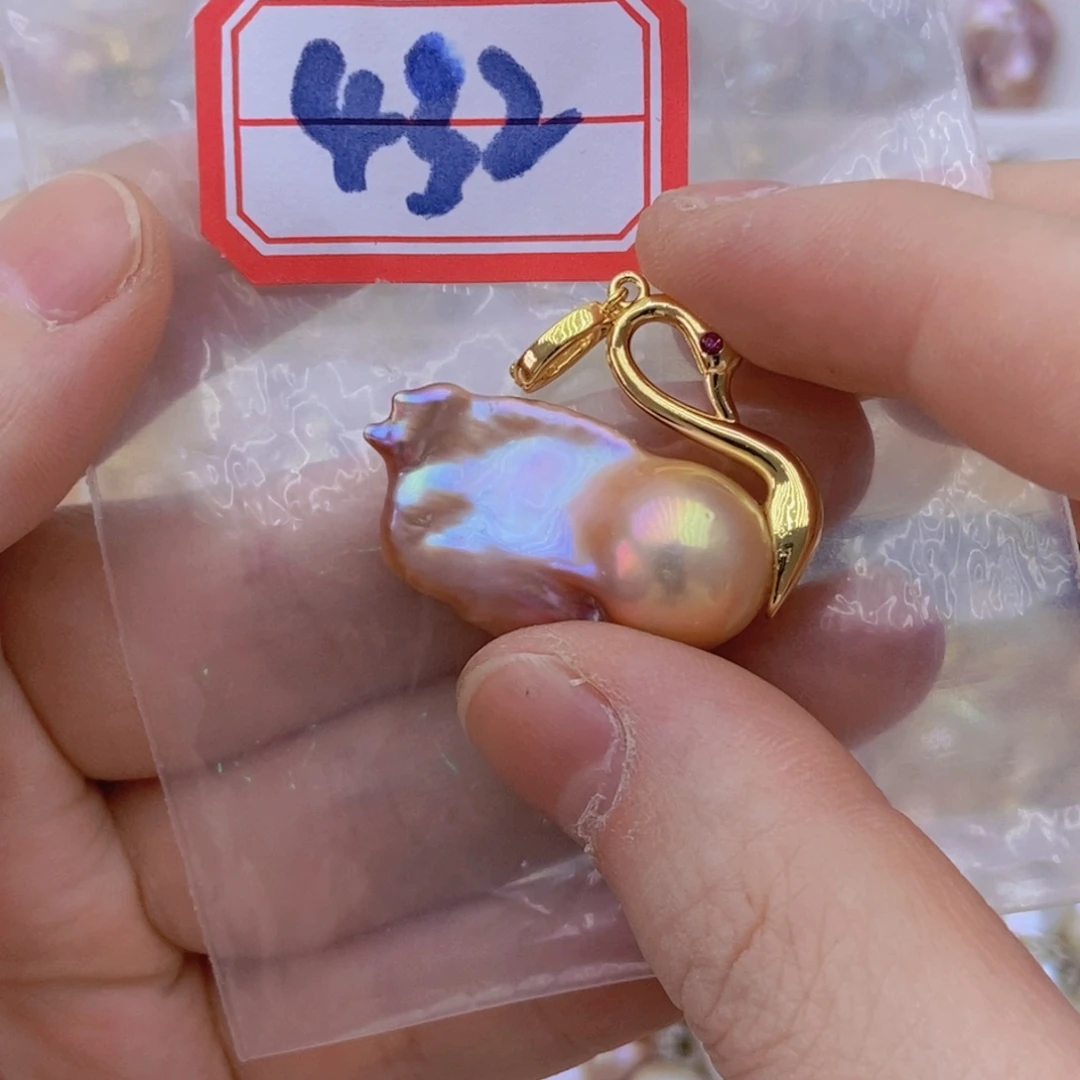 未镶嵌淡水珍珠吊坠