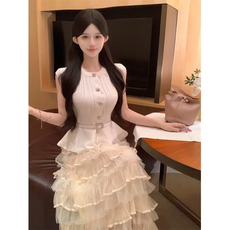 夏季气质水钻修身无袖上衣女收腰针织背心设计感显瘦腰带上衣