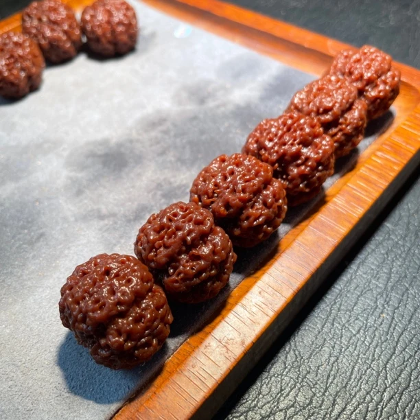 【修罗】尼泊尔万产区精品五星蜂窝纹梅花双龙深沟金刚菩提手串文玩