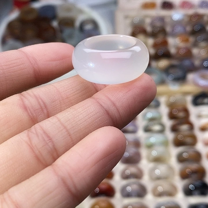 玛瑙/玉髓未镶嵌戒指B 22不退换港15直径17.3