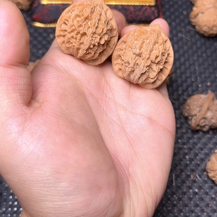 吊坠文玩核桃小狮子
