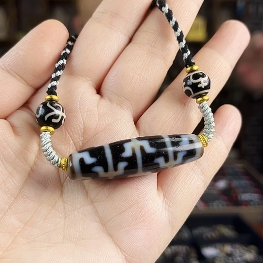 玛瑙/玉髓颈饰合金
