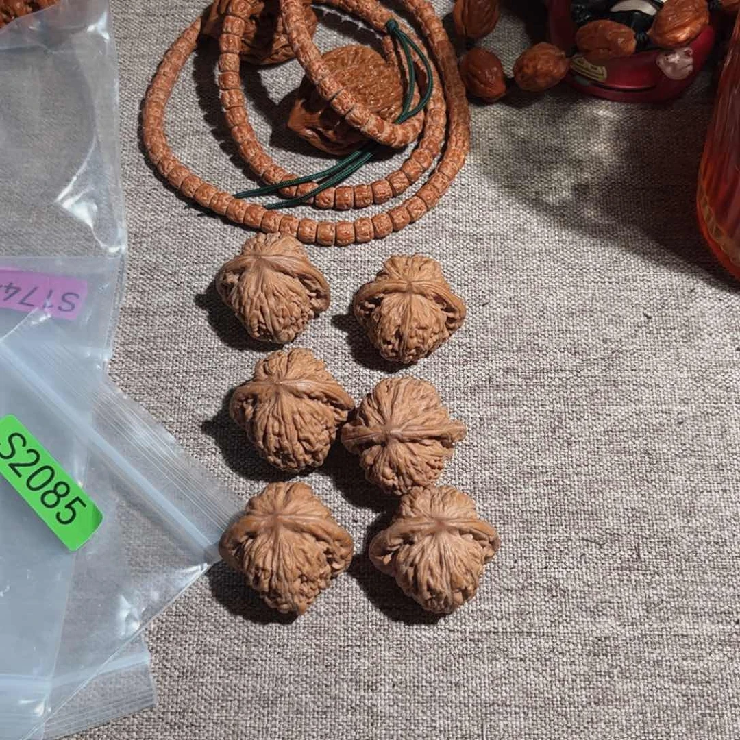 文玩核桃把件汉高楼