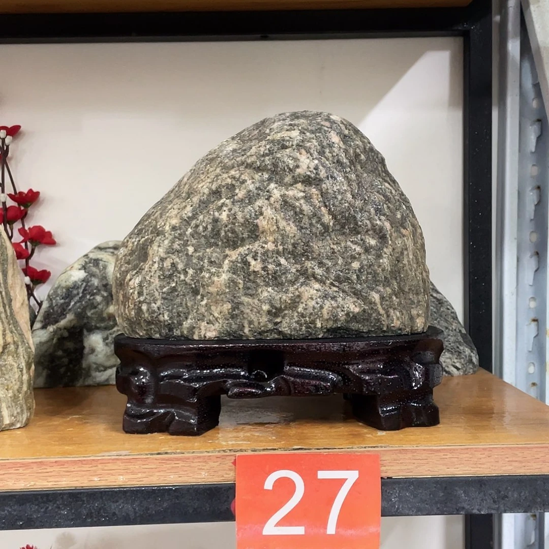 中***大石材靠山石平安石摆件