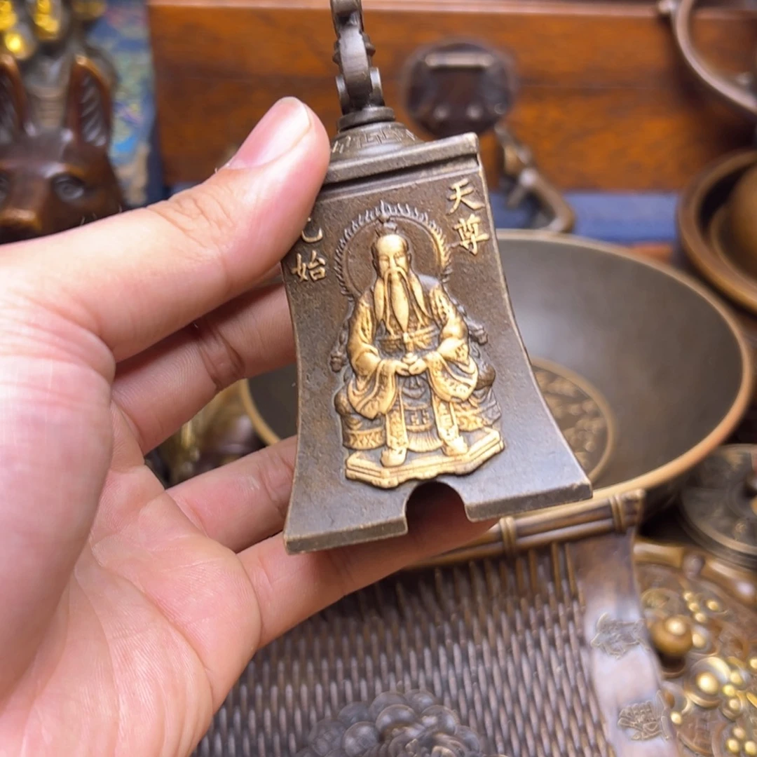 精美铜器点击下单