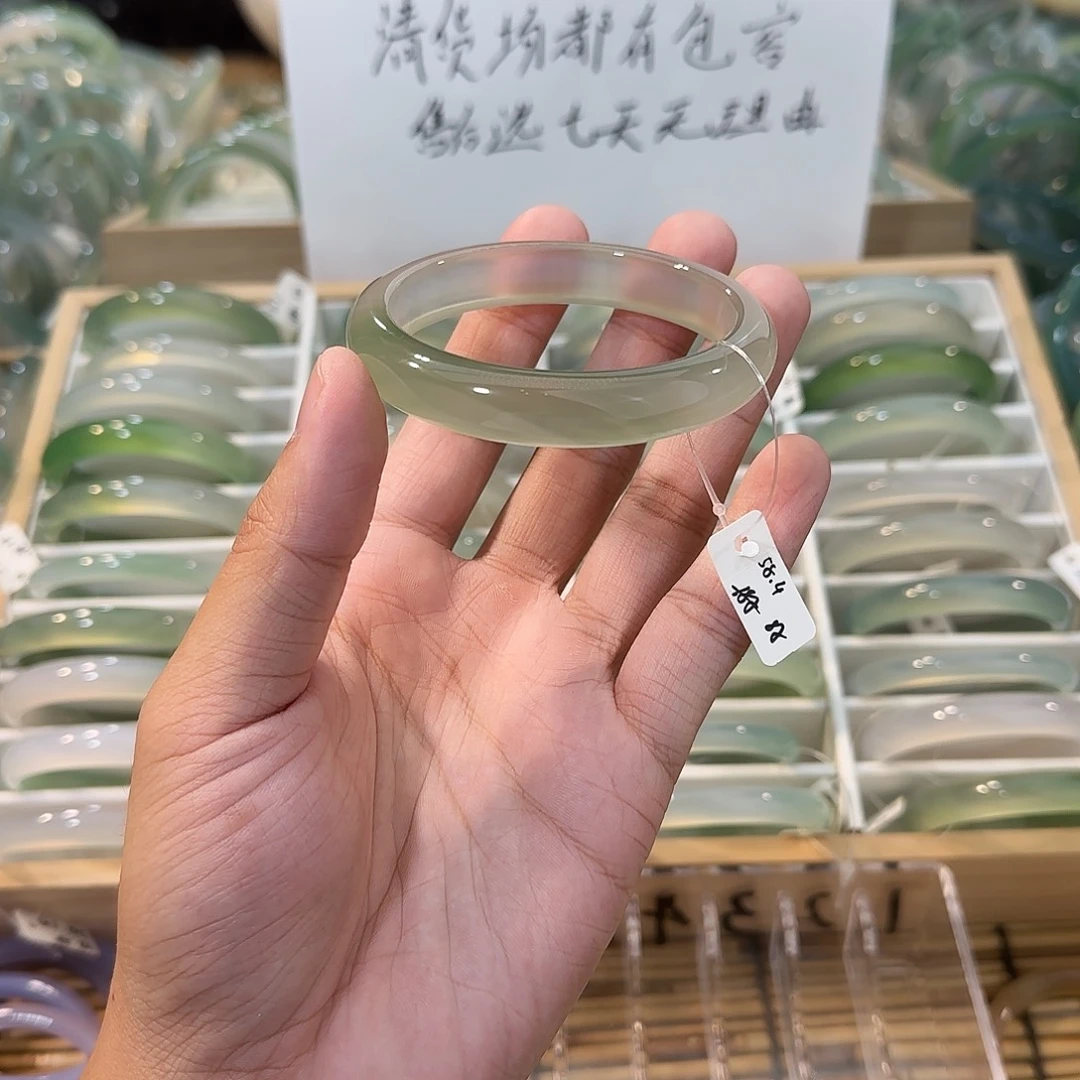 玛瑙/玉髓未镶嵌手镯圈口58.4