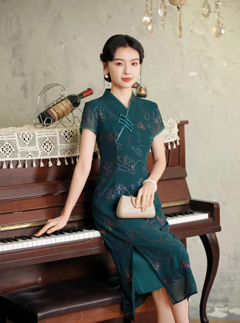 v領旗袍旗袍复古大码时尚少女中长款中国风