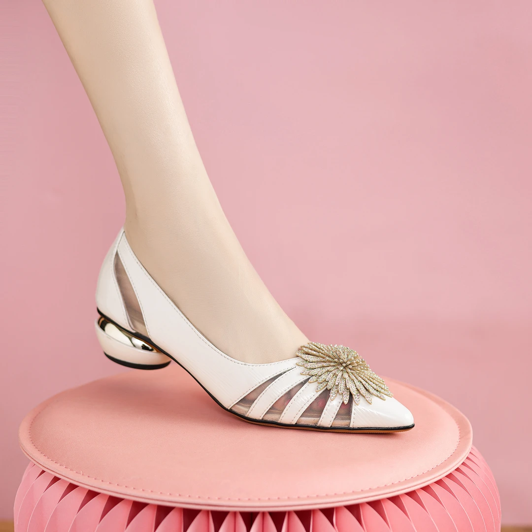 梵悦诗新款尖头平底鞋舒适时尚百搭女士软底浅口真皮单鞋 t37