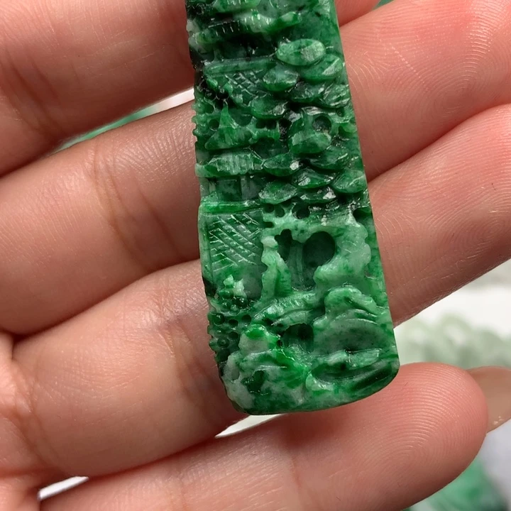 定制翡翠未镶嵌翡翠
