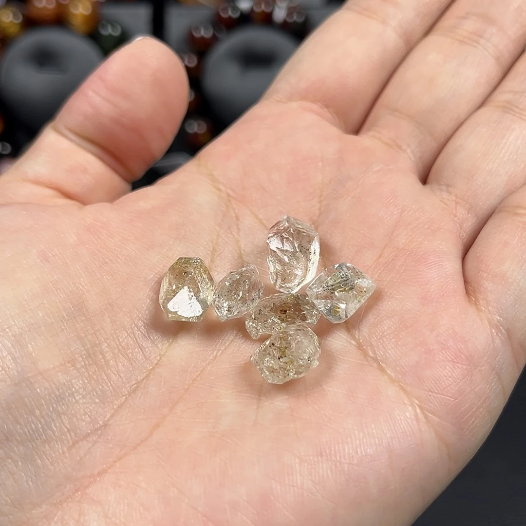 森***淼未镶嵌珠宝半成品水晶闪灵钻原石