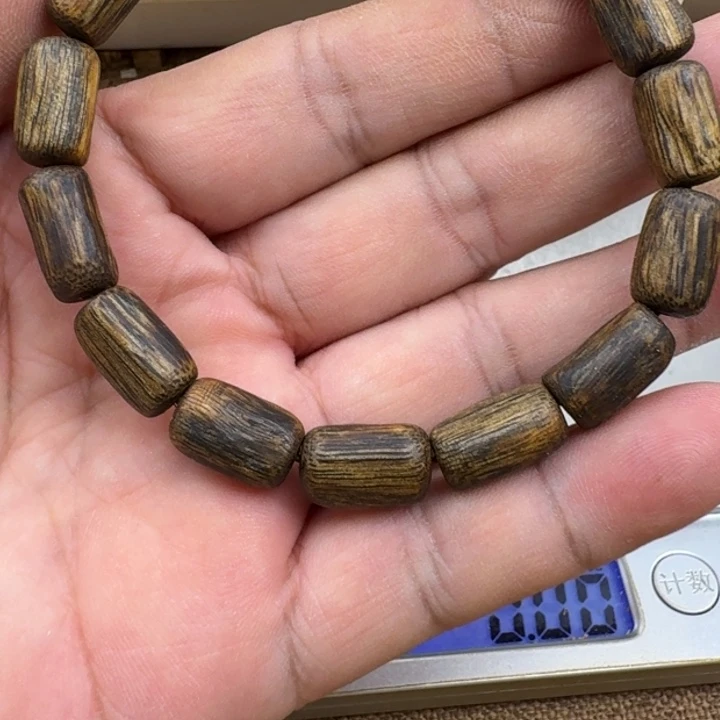 白***杨沉香手串张勺子手串7克