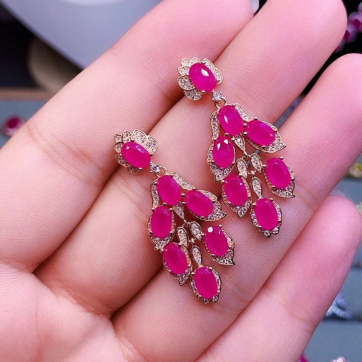 银S925镶嵌红宝石耳饰