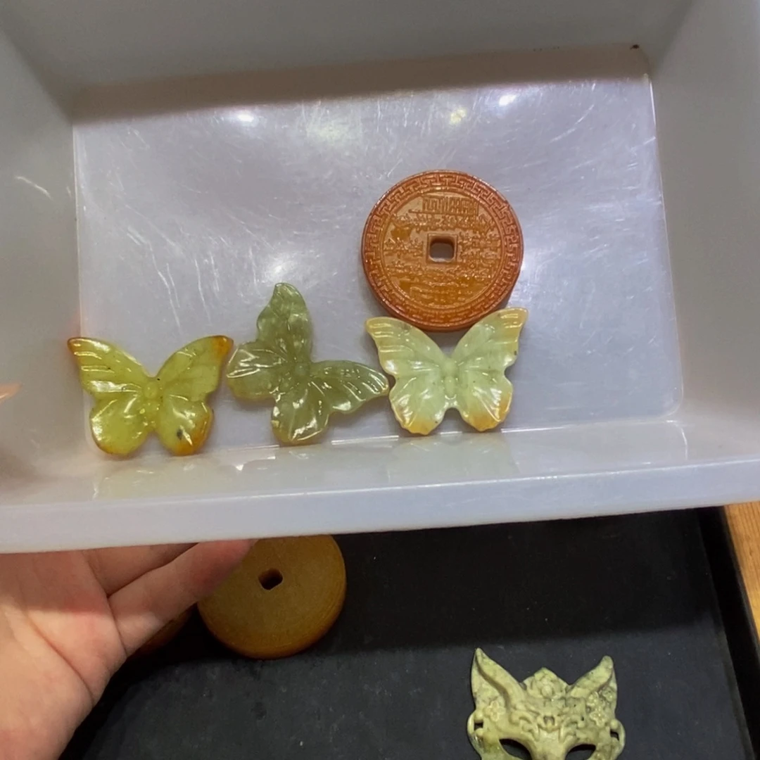蛇纹石玉未镶嵌颈饰78