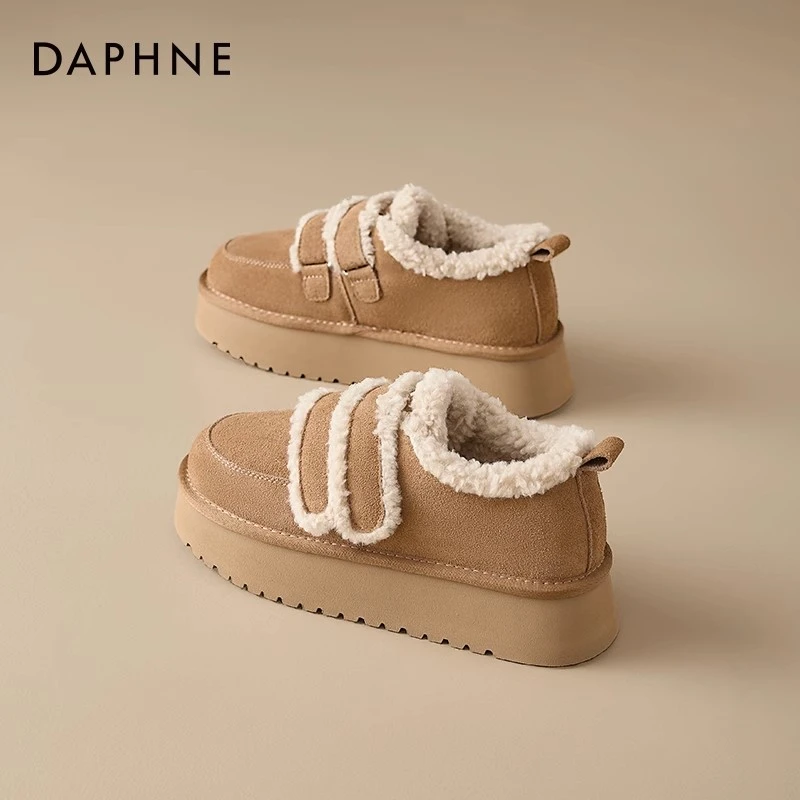 达芙妮厚底雪地靴女款2024新款冬季加绒魔术贴东北防滑保暖棉鞋子