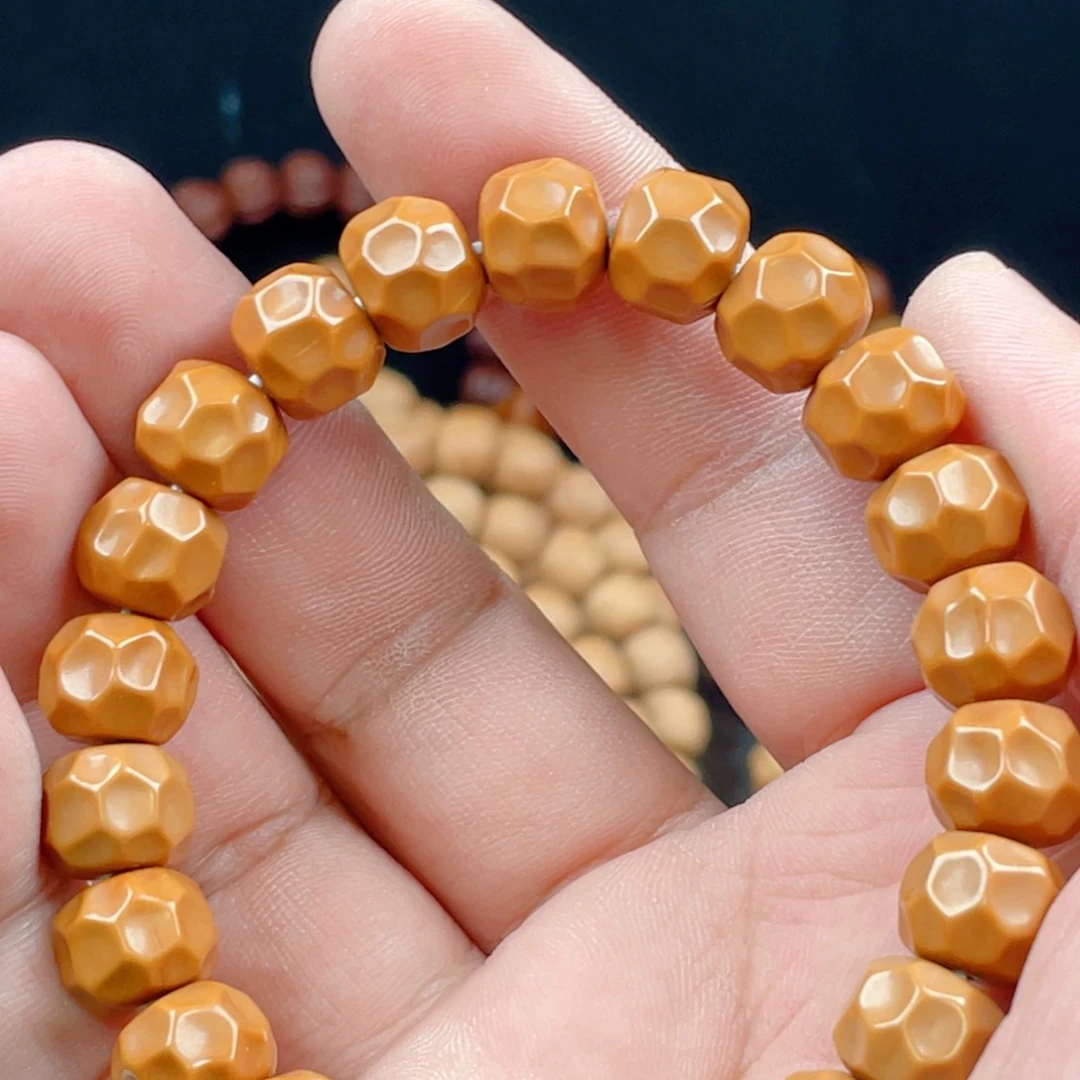 猴头核桃手串全品亮面奶酪