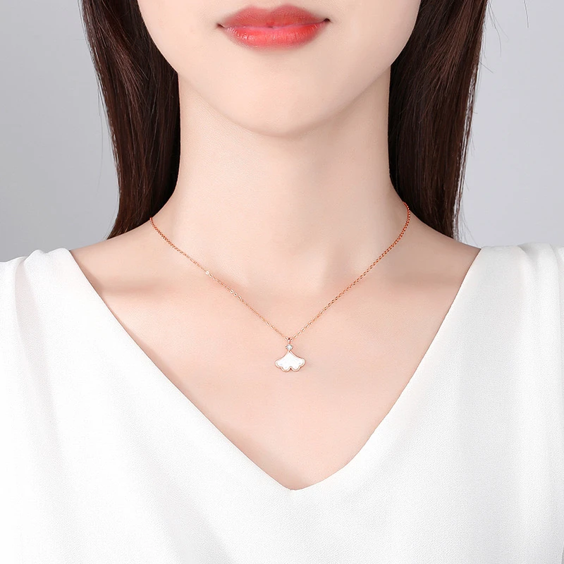 坠链均925银贝壳 小裙摆纯银925项链女百搭轻奢款贝壳小扇子吊坠