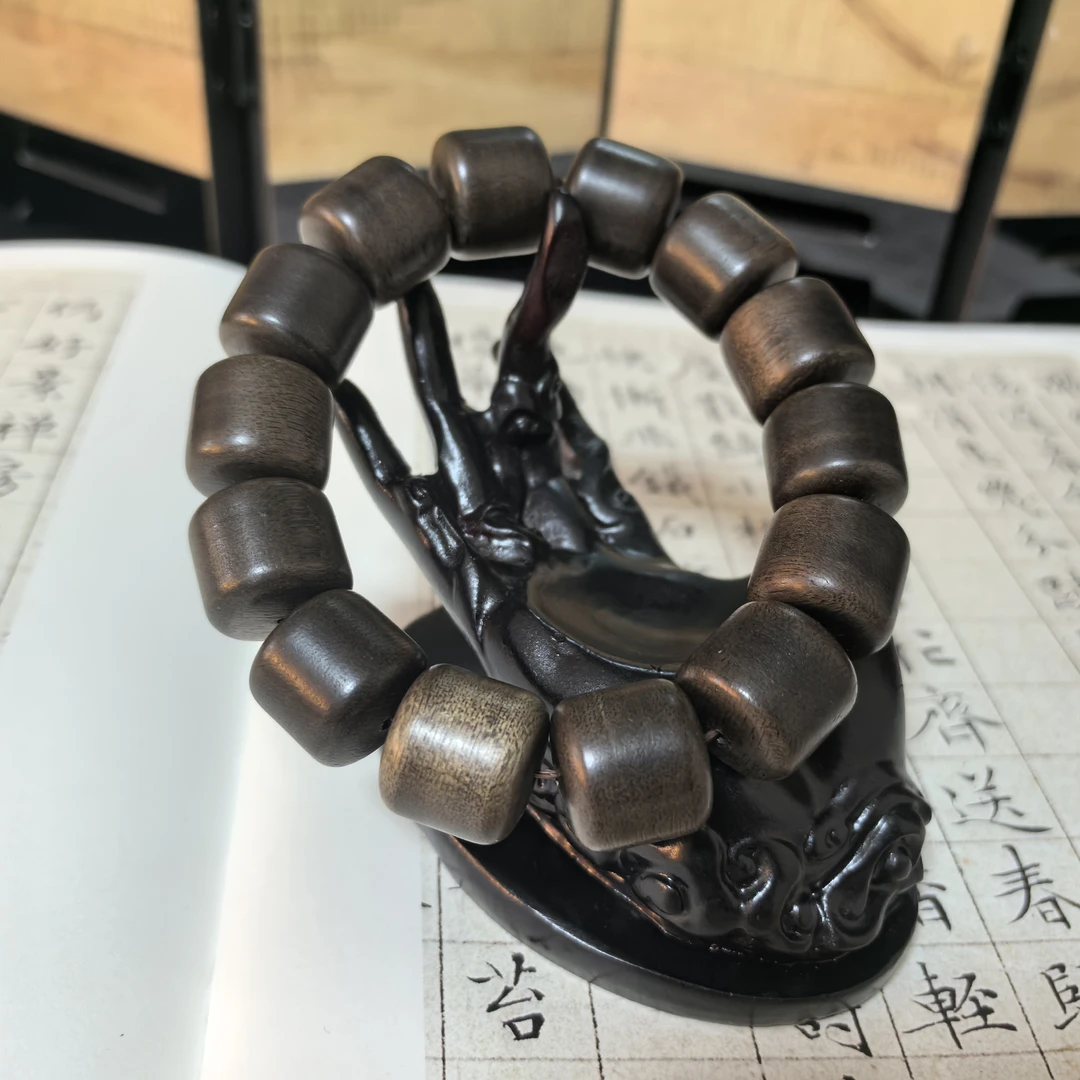 Z-04【马来西亚加里曼丹】沉香约15mm,22.7g