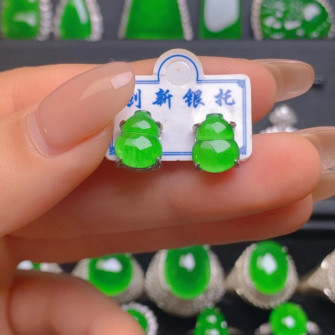 银S925镶嵌翡翠耳饰