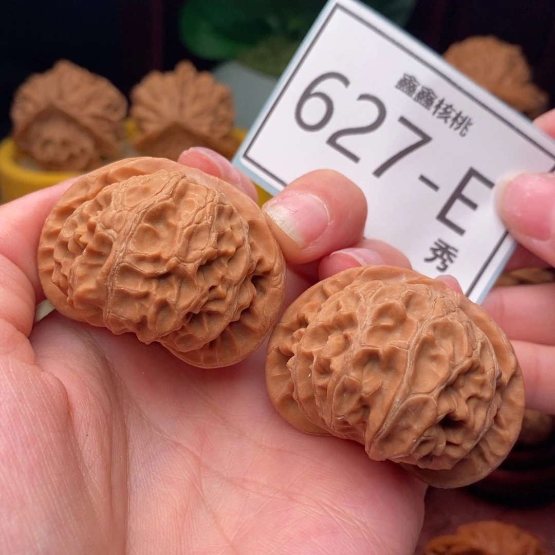 文玩核桃把件宫灯42