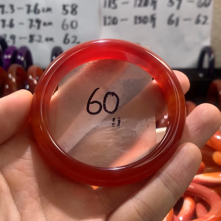 玛瑙/玉髓手镯未镶嵌