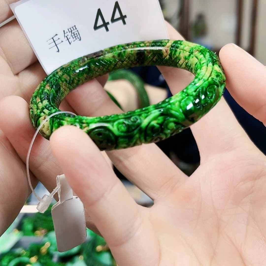 翡翠手镯未镶嵌手镯54.5