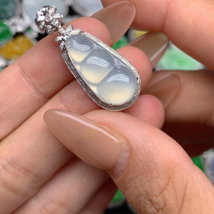 翡翠18K金镶嵌吊坠(不含链)