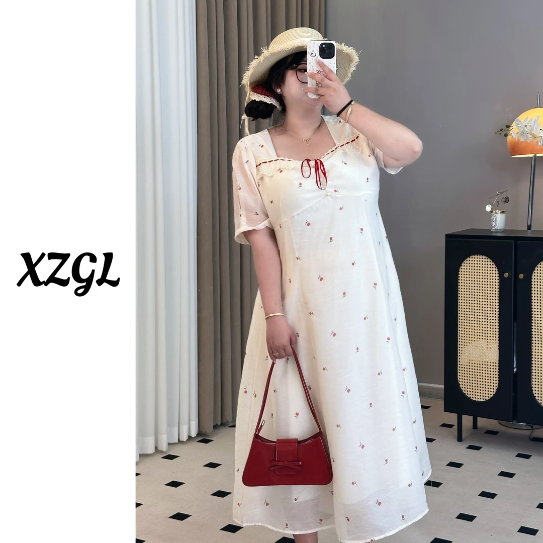 【小猪专属】方领拼接蕾丝碎花连衣裙-8955