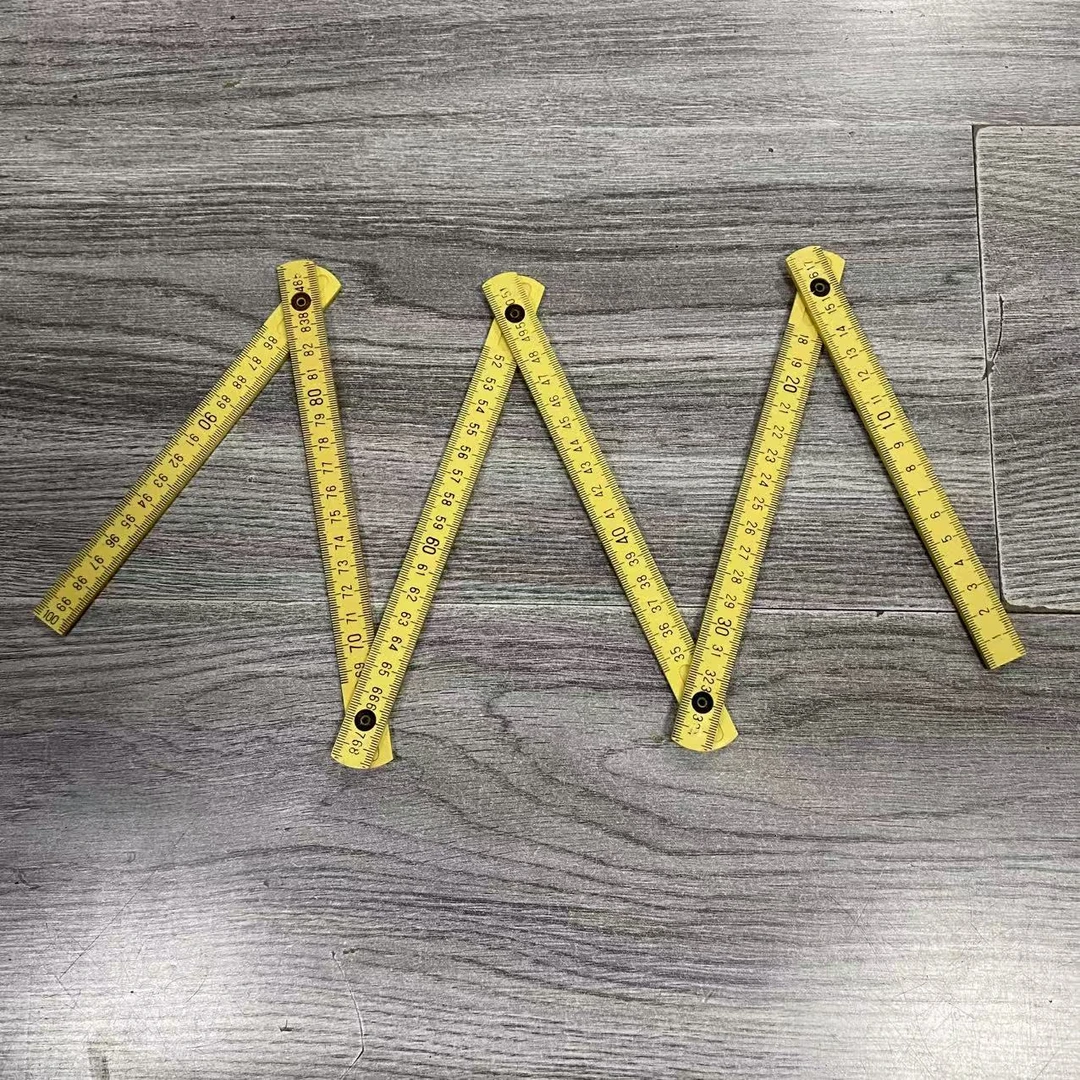 可折叠库存老货尺子黄色