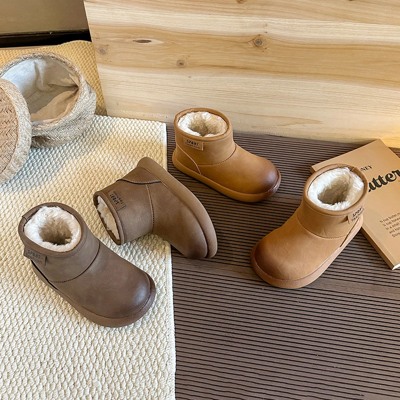 儿童雪地靴加绒加厚保暖靴2025冬季新款女童时尚百搭男童皮面防滑