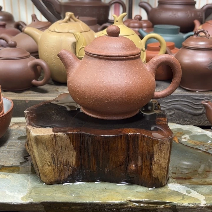 紫砂艺术学院的同学