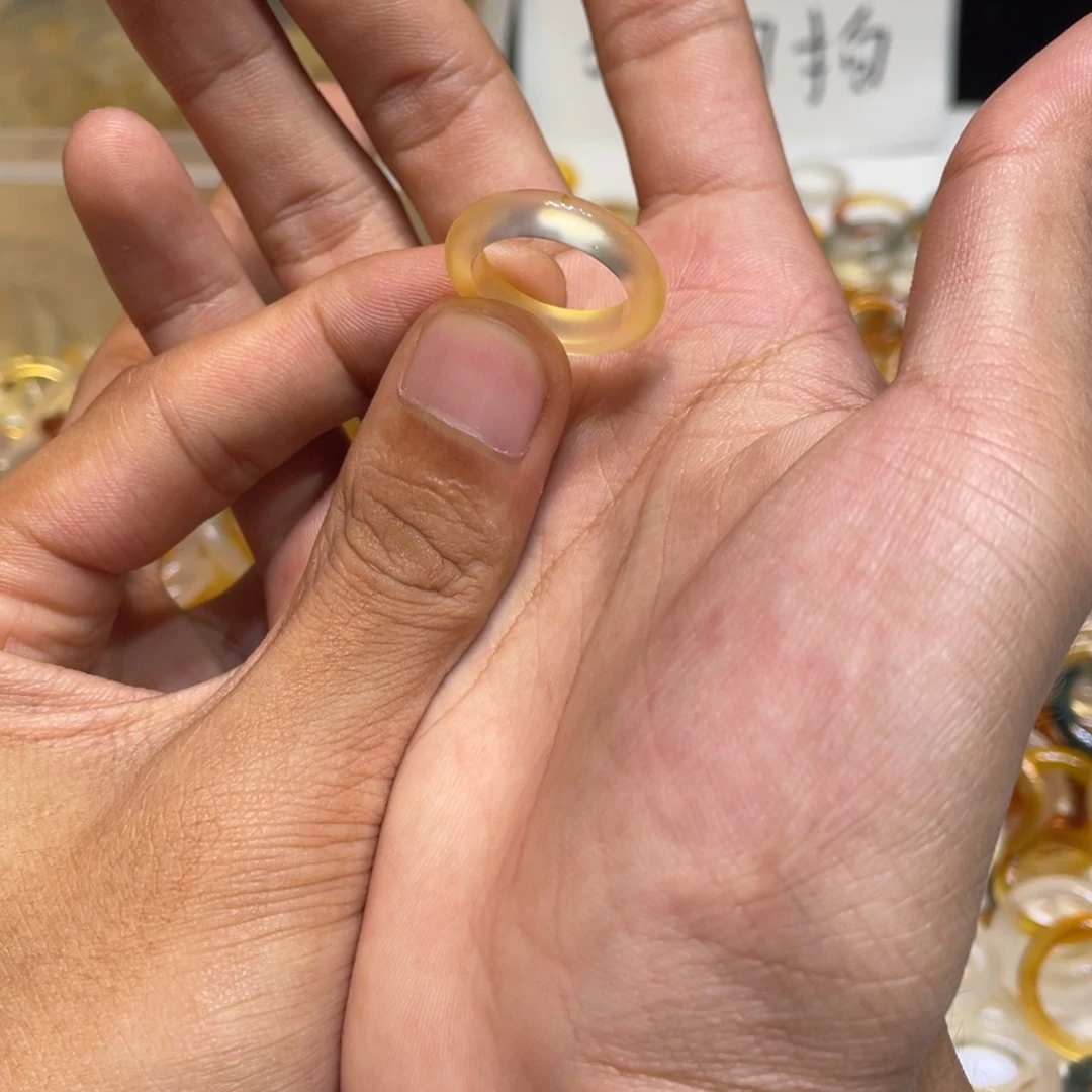 玛瑙/玉髓未镶嵌戒指67号港13 默认瑕疵