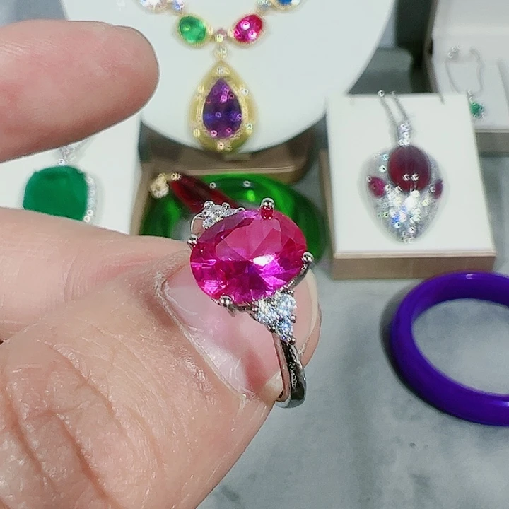 红宝石戒指未镶嵌