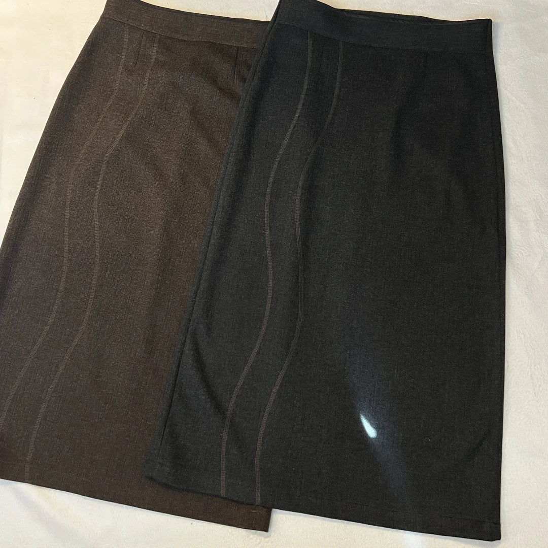 呢子不开叉A字半身裙