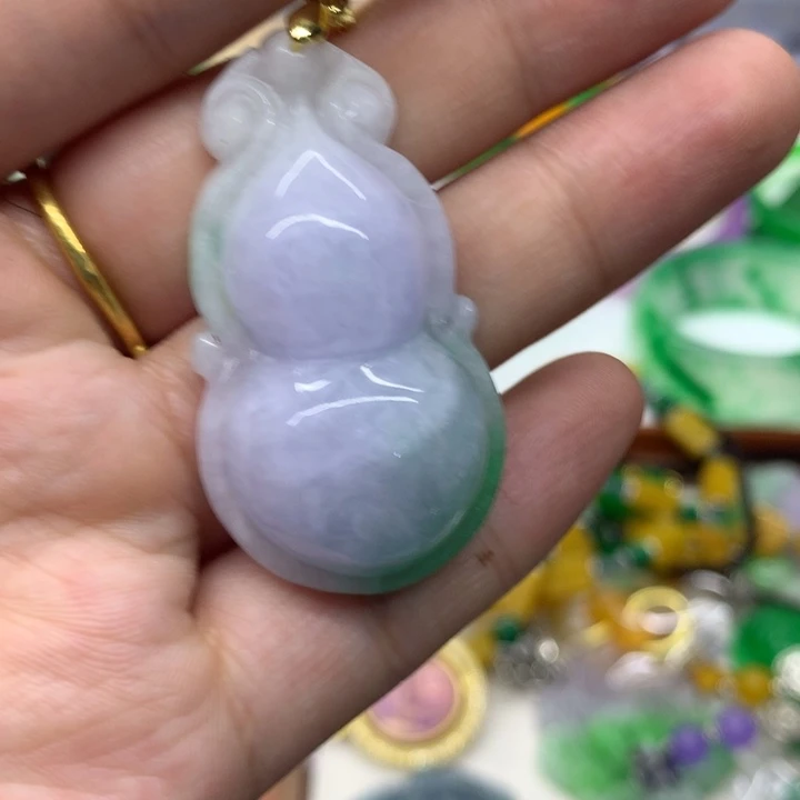 颈饰未镶嵌翡翠吊坠