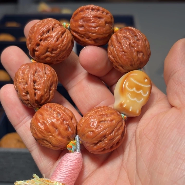 文玩核桃吊坠西瓜7128