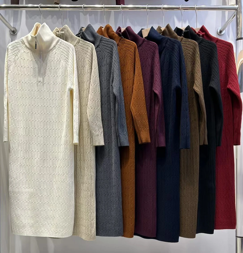 A18 #2025新款高级拉链麻花针织连衣裙