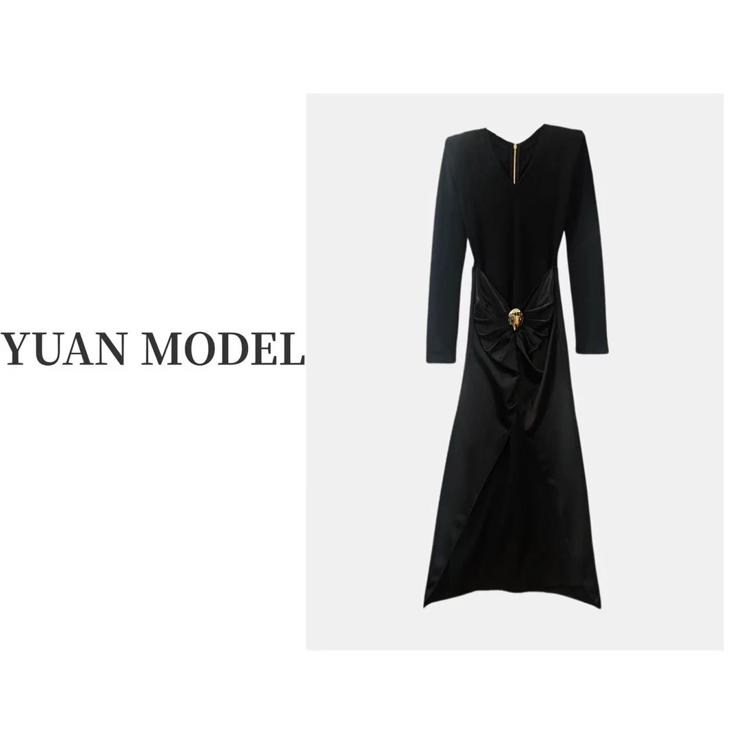 【YUAN MODEL】媛老板-后背拉链气质金扣长款褶皱黑色连衣裙081091