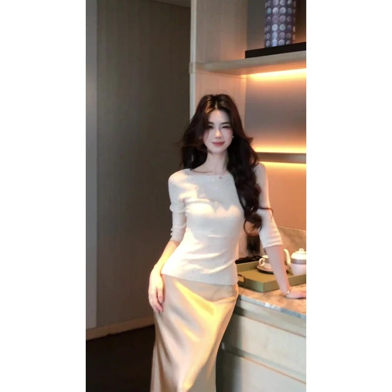 MARIE.COCO重工烫钻修身针织打底衫上衣女秋季高腰包臀半身裙套装