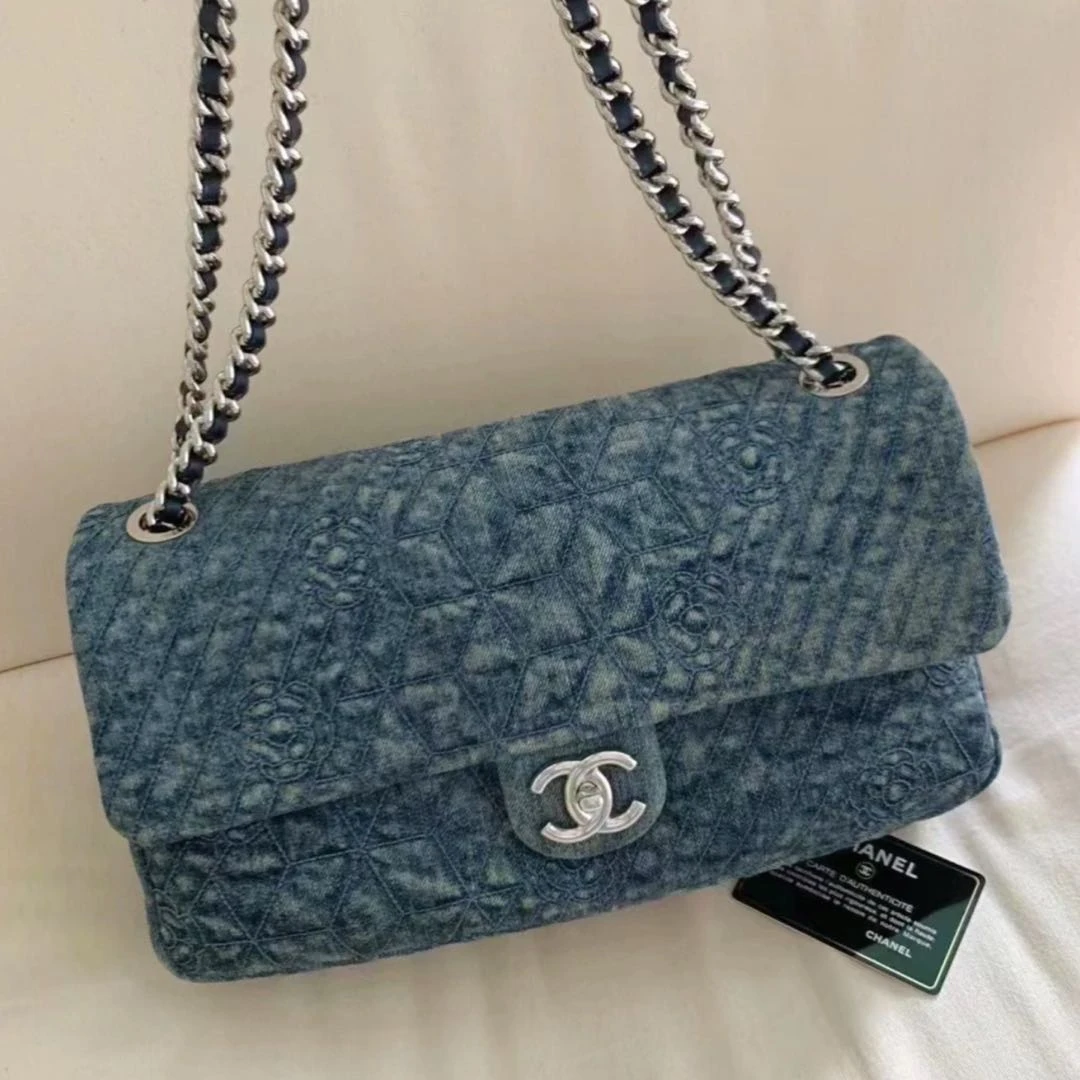 大吉中古/Chanel香奈儿山茶花丹宁机场斜挎包