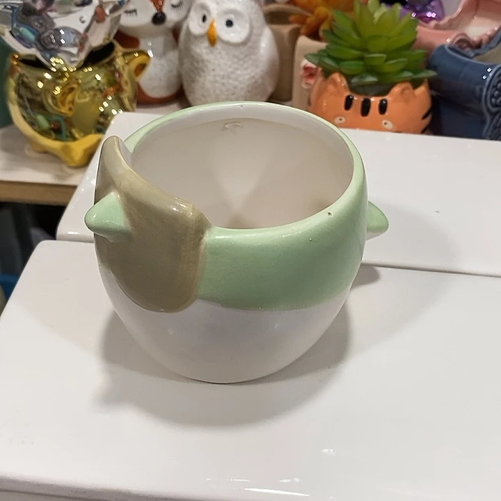 摆件陶盆有孔 瑕疵介意勿拍