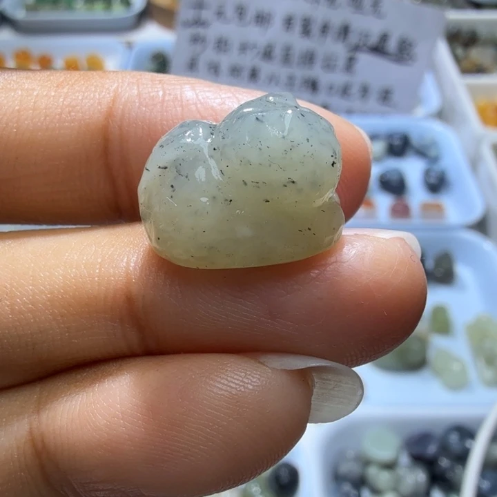 和田玉未镶嵌珠宝奇石