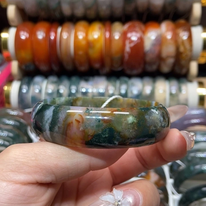 手镯玛瑙/玉髓未镶嵌61.5口，元旦福利，不退不换，飞