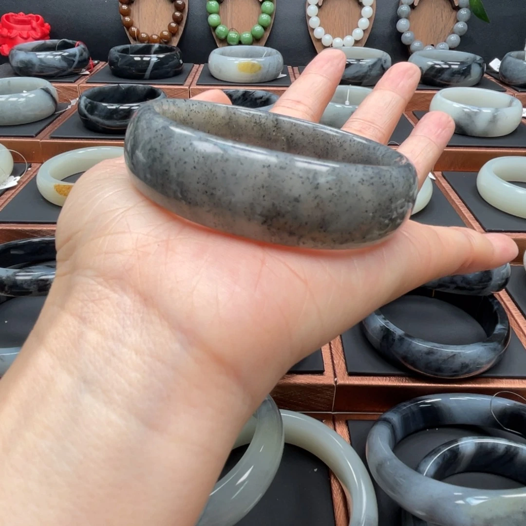 和田玉未镶嵌手镯58.8圈口