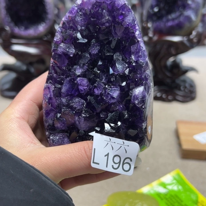 大型摆件（非配饰）未镶嵌水晶摆件